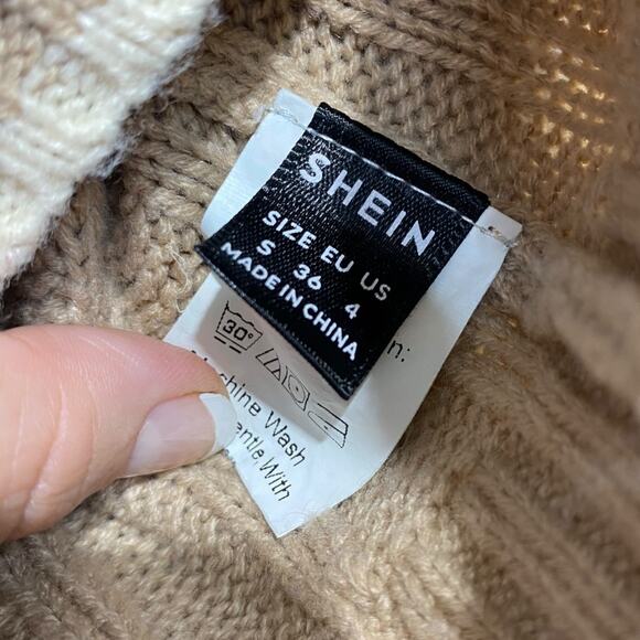 Shein tan oversized cropped v-neck cable knit sweater vest with cream trim Small - Picture 6 of 8